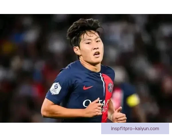 韩国队世预赛表现稳定,展现强大竞争力,备受期待 韩国队世预赛表现稳定,展现强大竞争力,备受期待